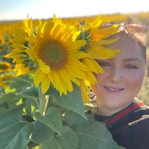 Meet your Posher, Sally